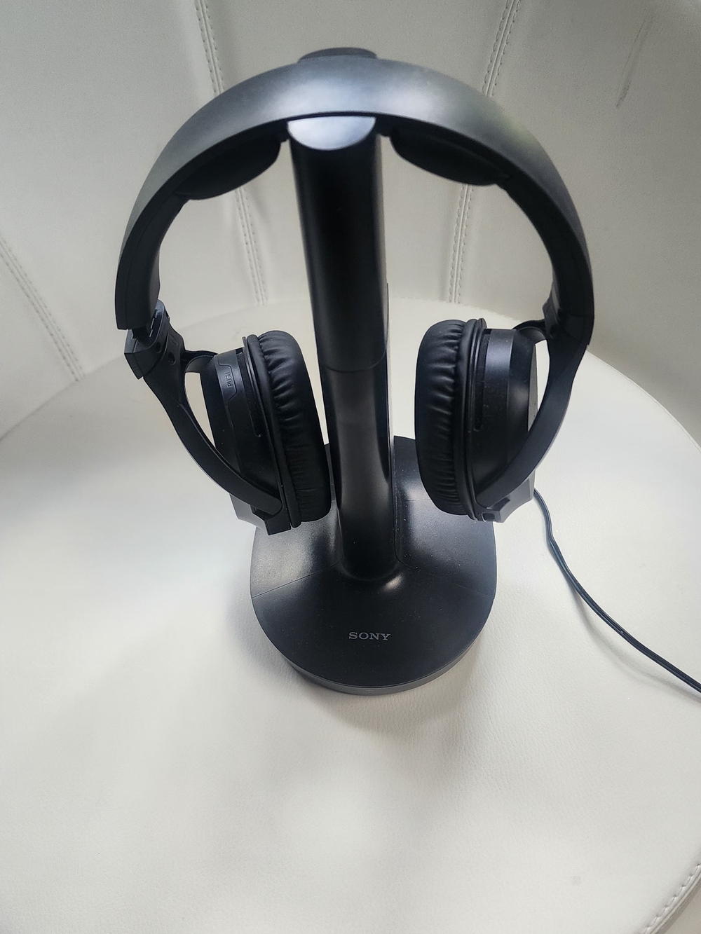 Sony WH-RF400 Black Wireless Stereo Headphones with Stand